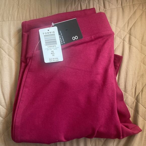 Torrid Beet Red Crop Leggings - Picture 6 of 6